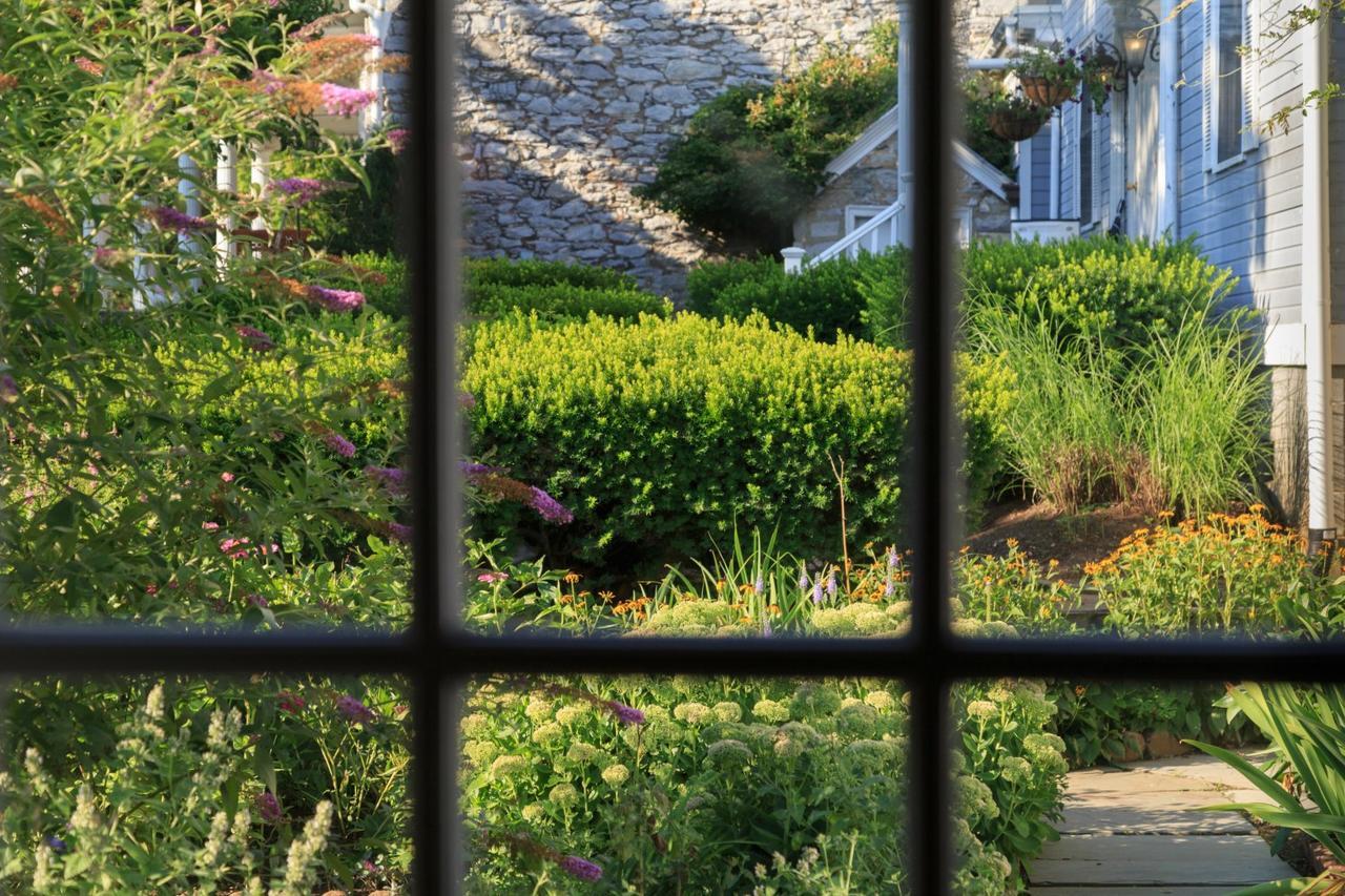 L'Auberge Provencale Inn & Restaurant Boyce Esterno foto